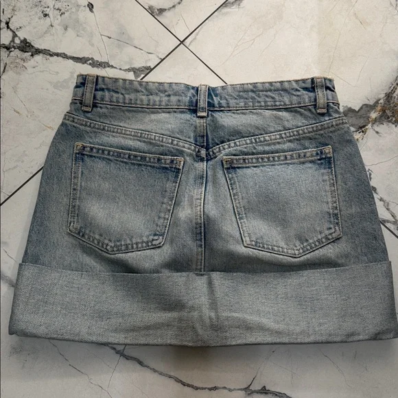 Zara Denim Mini Skirt - Picture 4 of 4